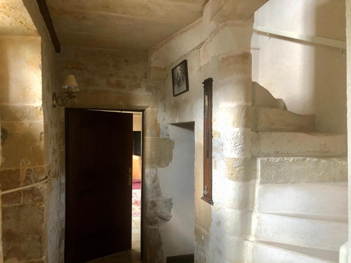 Logis De La Touche Bed and Breakfast Saint-Hilaire-des-Loges Εξωτερικό φωτογραφία